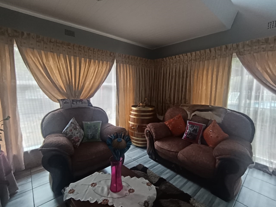 4 Bedroom Property for Sale in Hadison Park Northern Cape